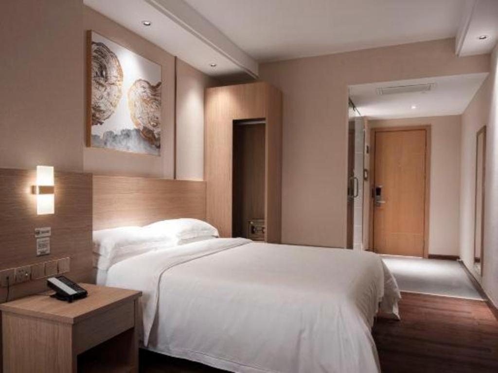T Social Hotel Guangzhou Railway Station Branch Εξωτερικό φωτογραφία