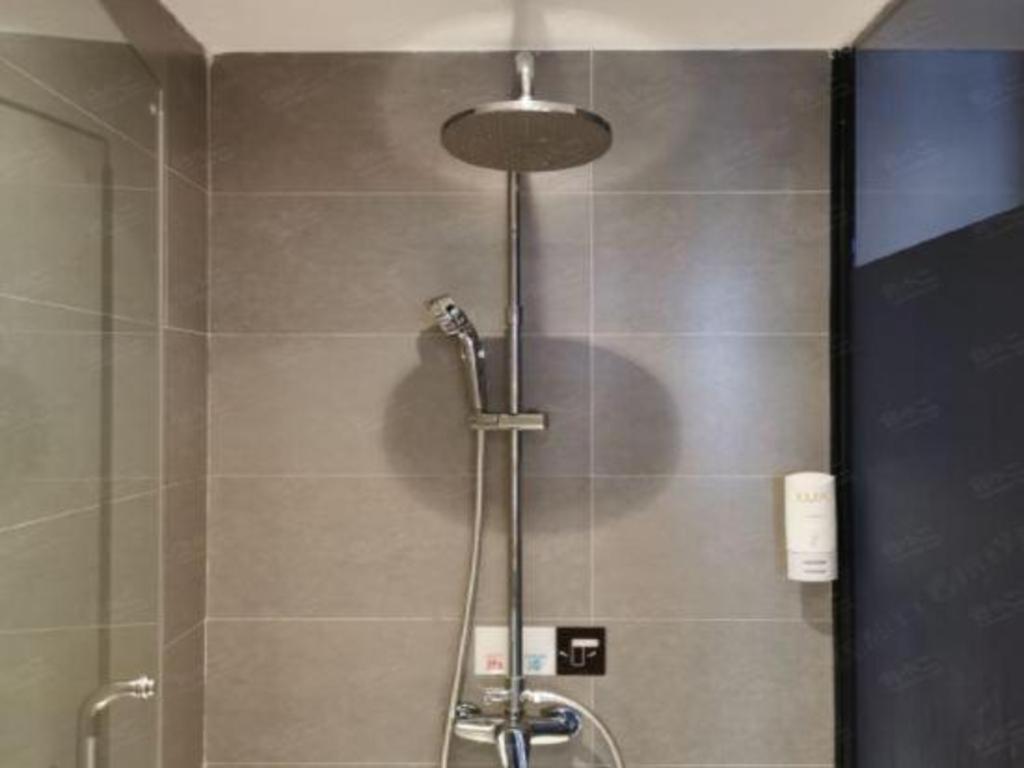 T Social Hotel Guangzhou Railway Station Branch Εξωτερικό φωτογραφία